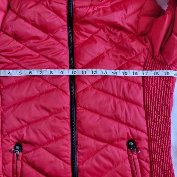 Nautica Quilted Puffer Water Resistant Jacket. - Picture 6 of 7